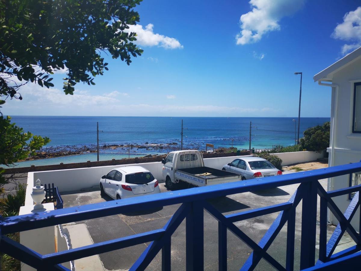 Rachawadee Accomodation​ & Health Spa Simonʼs Town Exterior foto