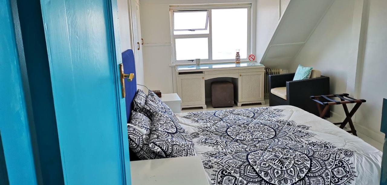 Rachawadee Accomodation​ & Health Spa Simonʼs Town Exterior foto