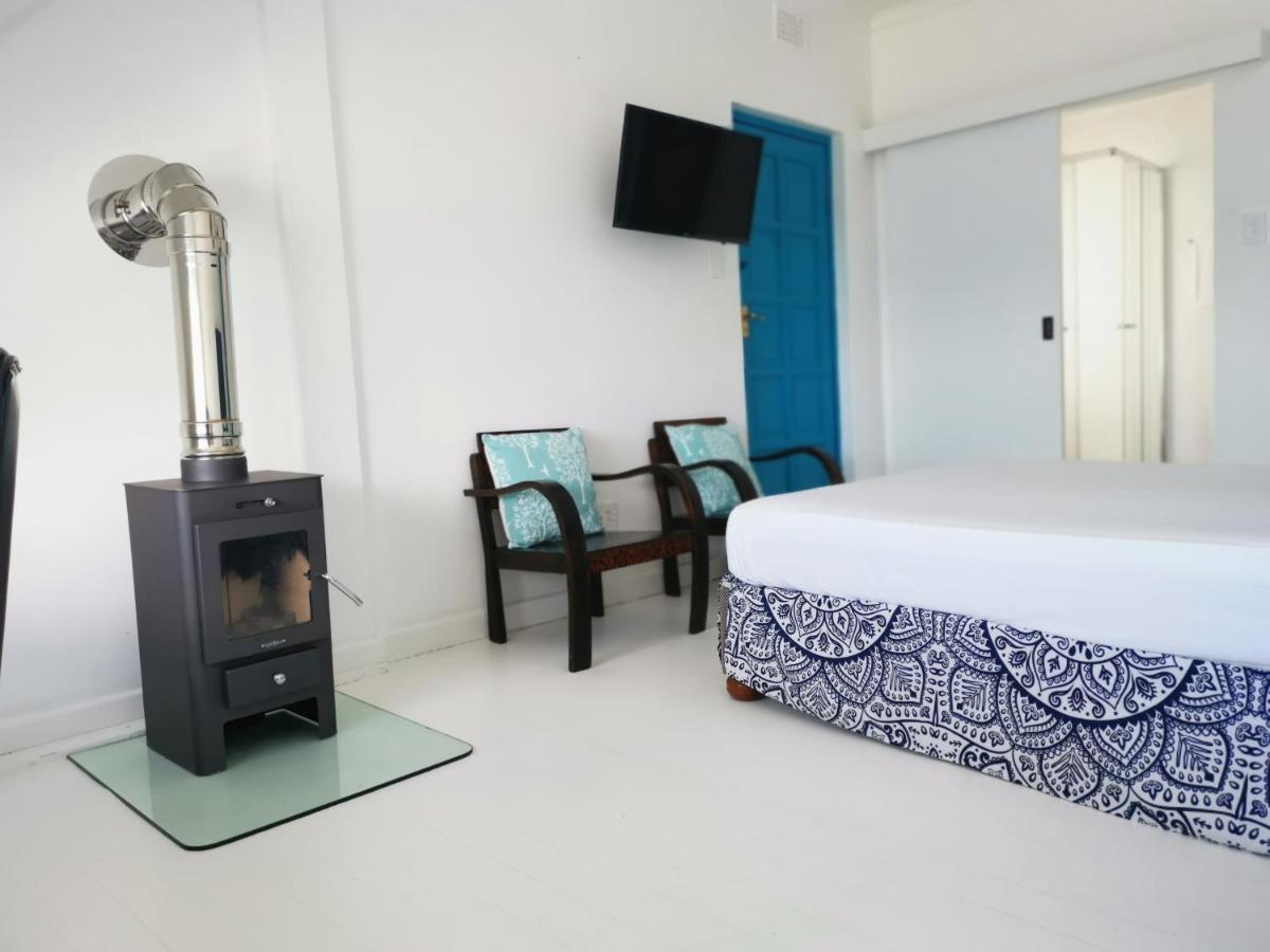 Rachawadee Accomodation​ & Health Spa Simonʼs Town Exterior foto