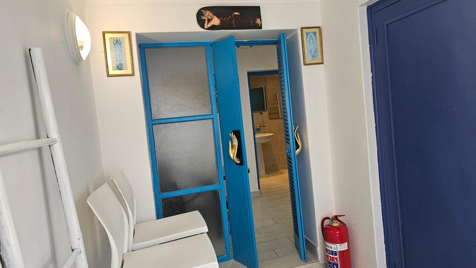 Rachawadee Accomodation​ & Health Spa Simonʼs Town Exterior foto
