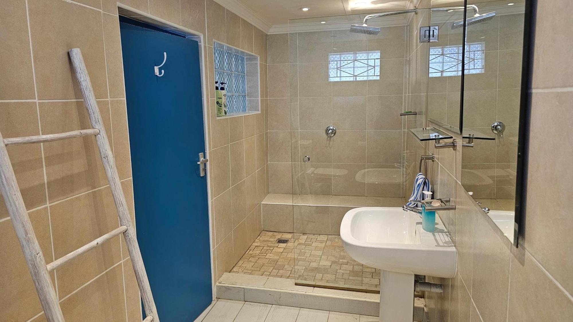 Rachawadee Accomodation​ & Health Spa Simonʼs Town Exterior foto